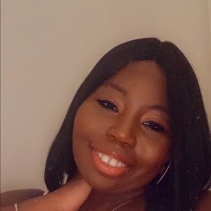 Meet your Posher, Tywanna